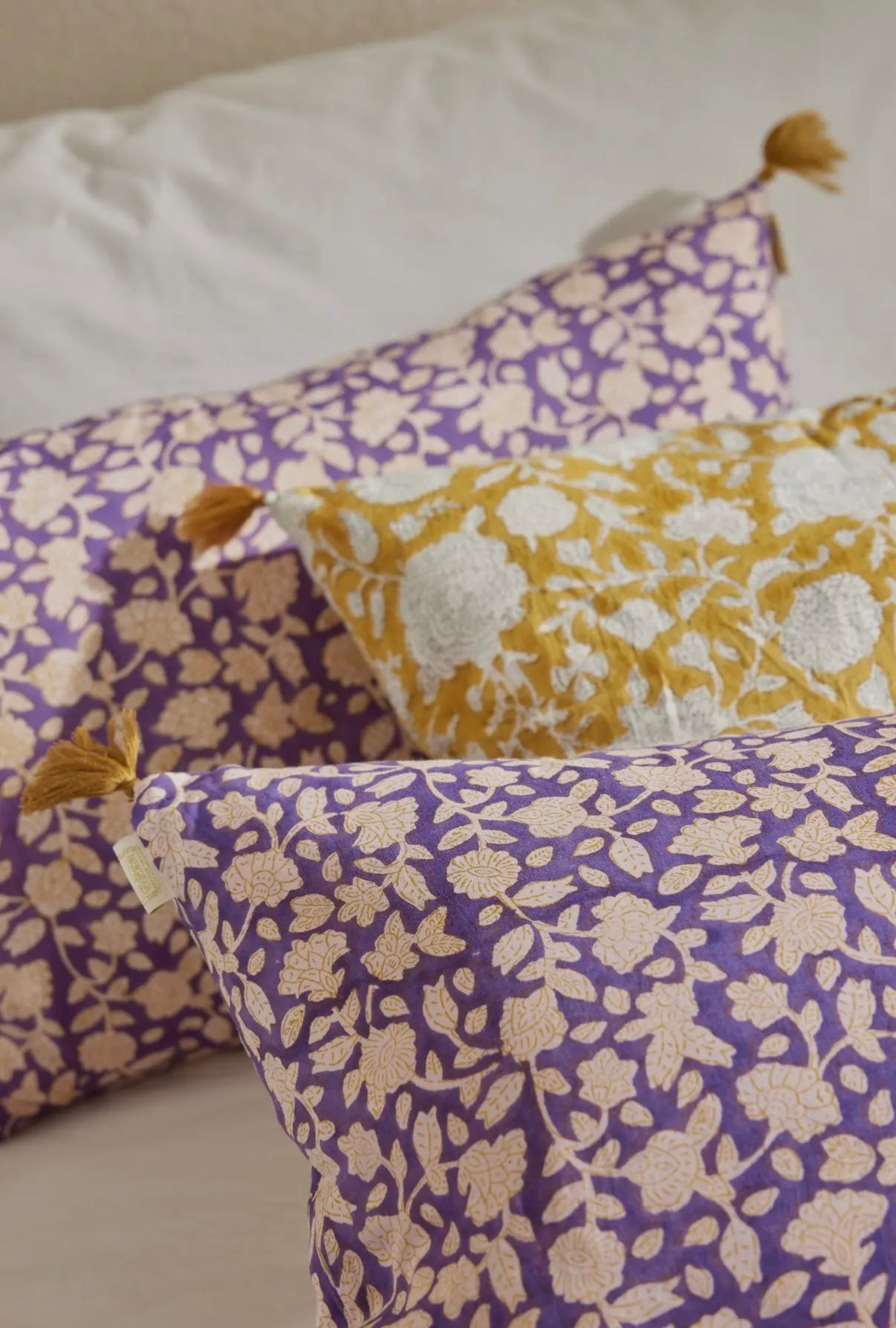Flower Pillow 35 x 50cm