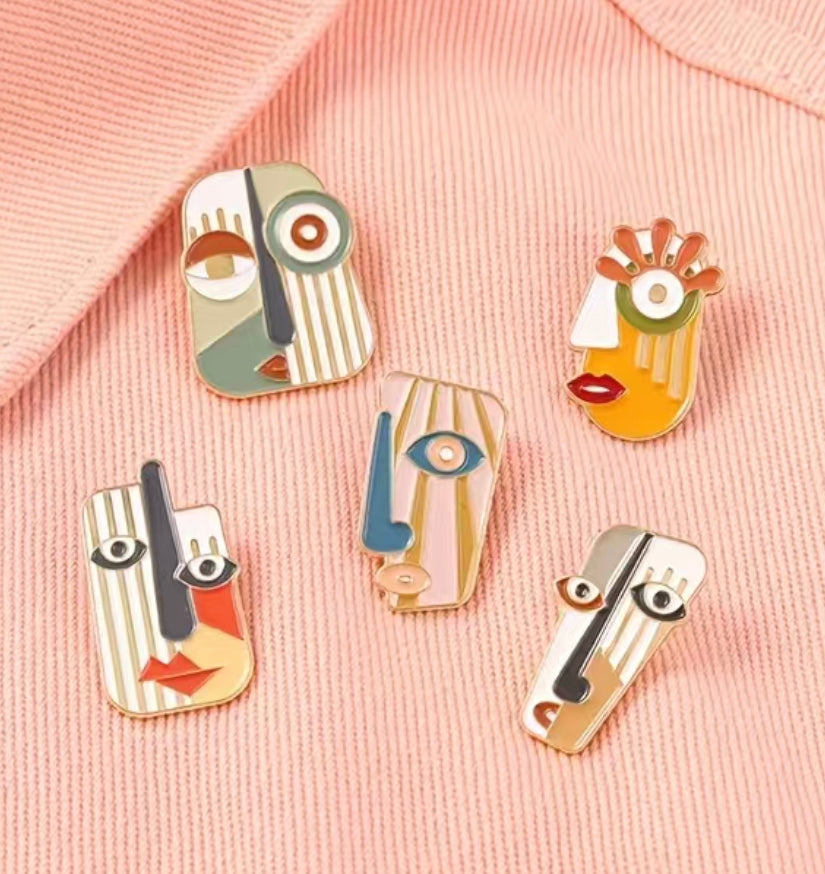 Pin Abstract Face